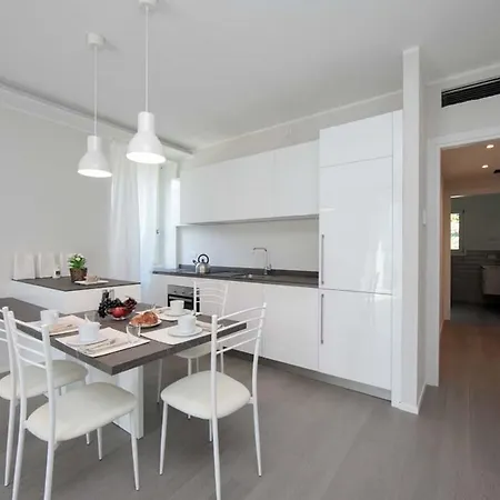 Regina Apt